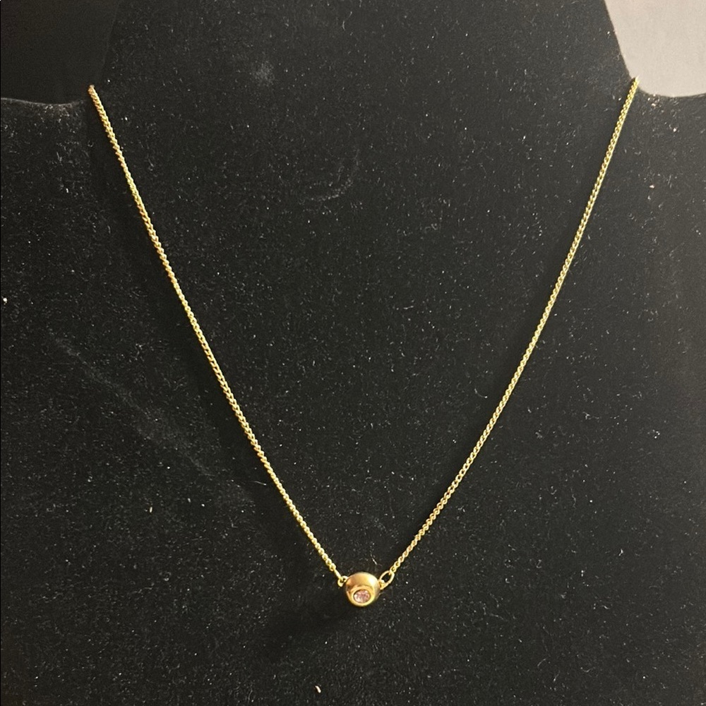 Elegant Gold Necklace with no‎ Notes or anything